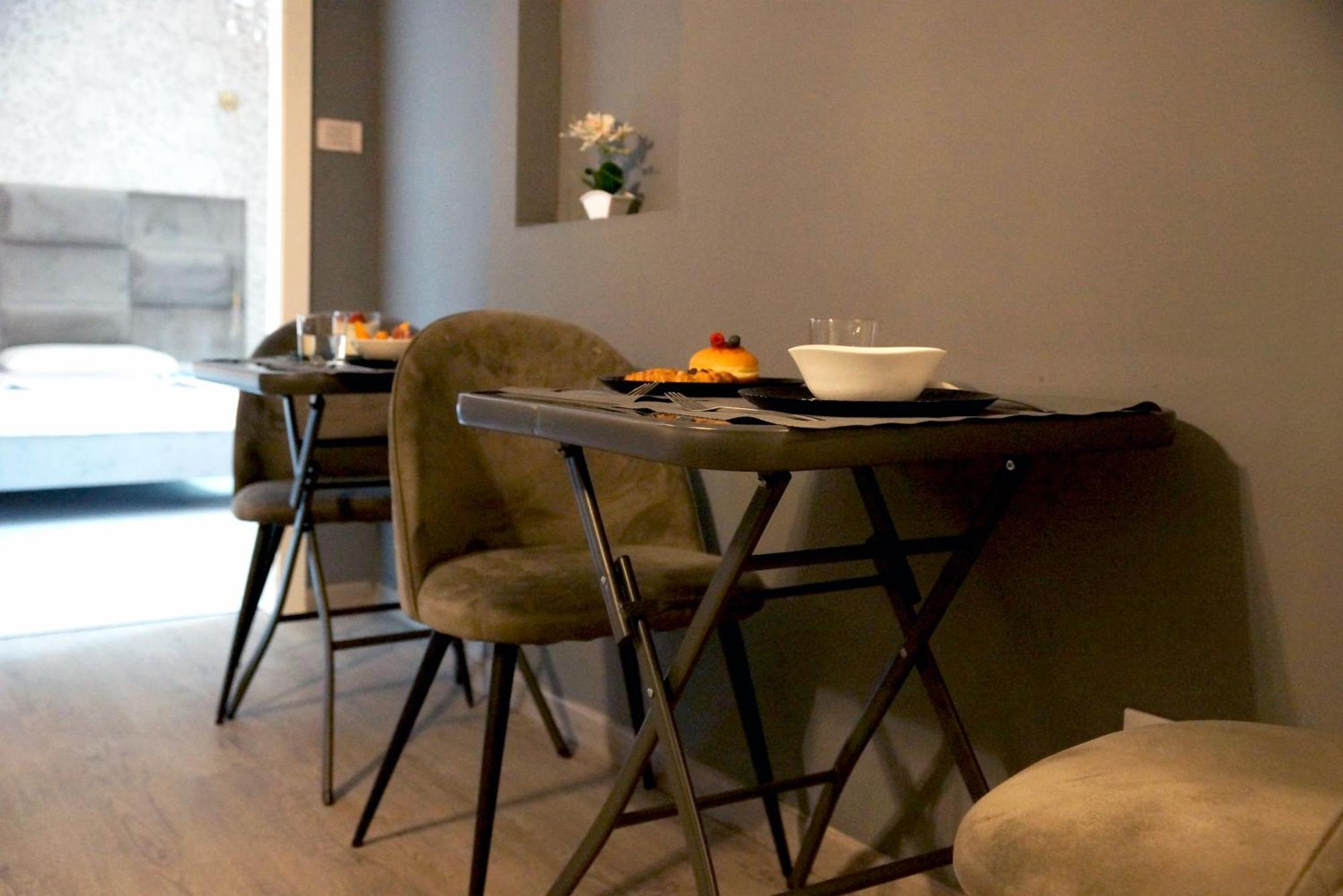 Casa Rosmini Rooms, Dolomia Best Home เตรนโต ภายนอก รูปภาพ