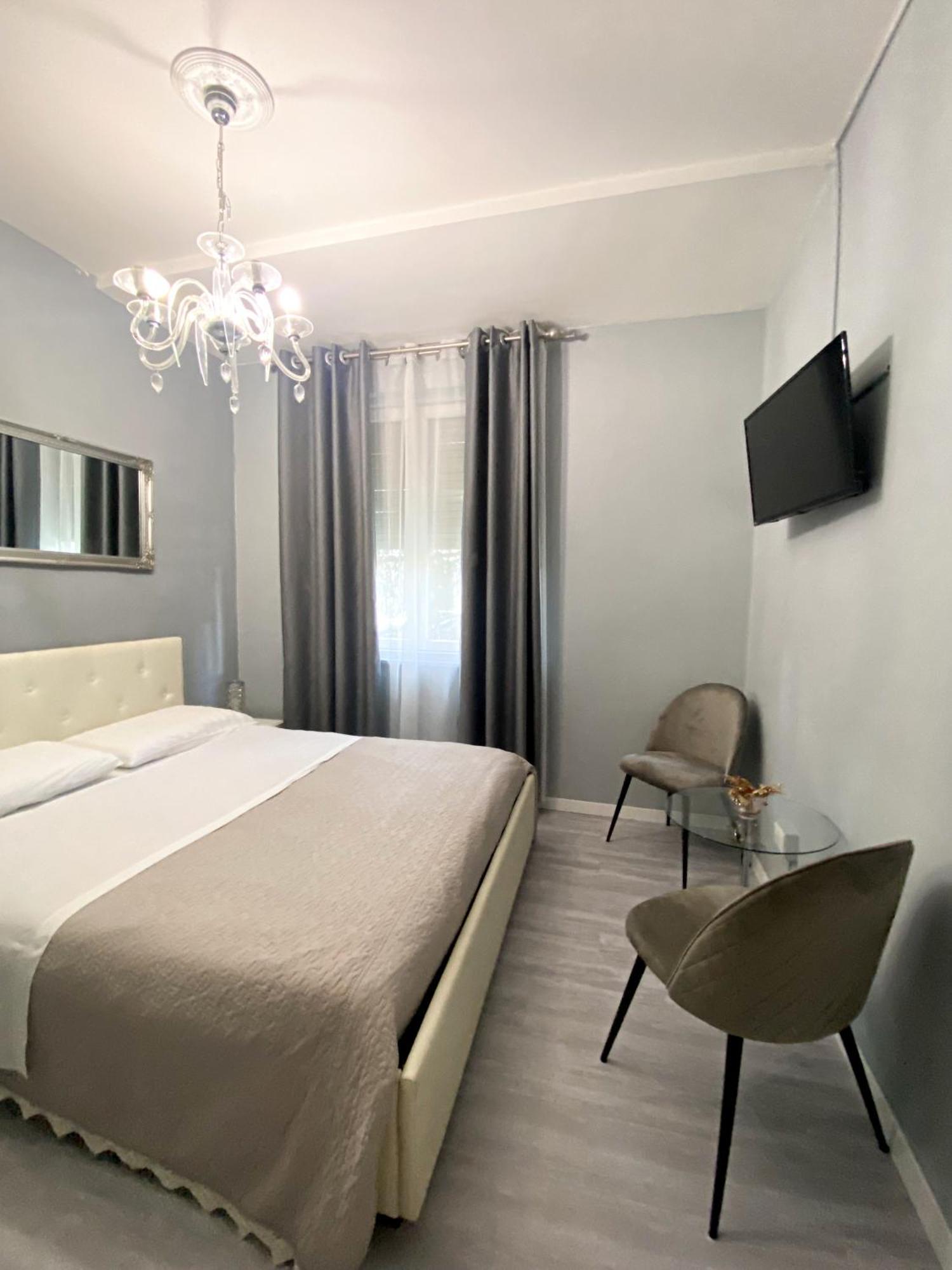 Casa Rosmini Rooms, Dolomia Best Home เตรนโต ภายนอก รูปภาพ