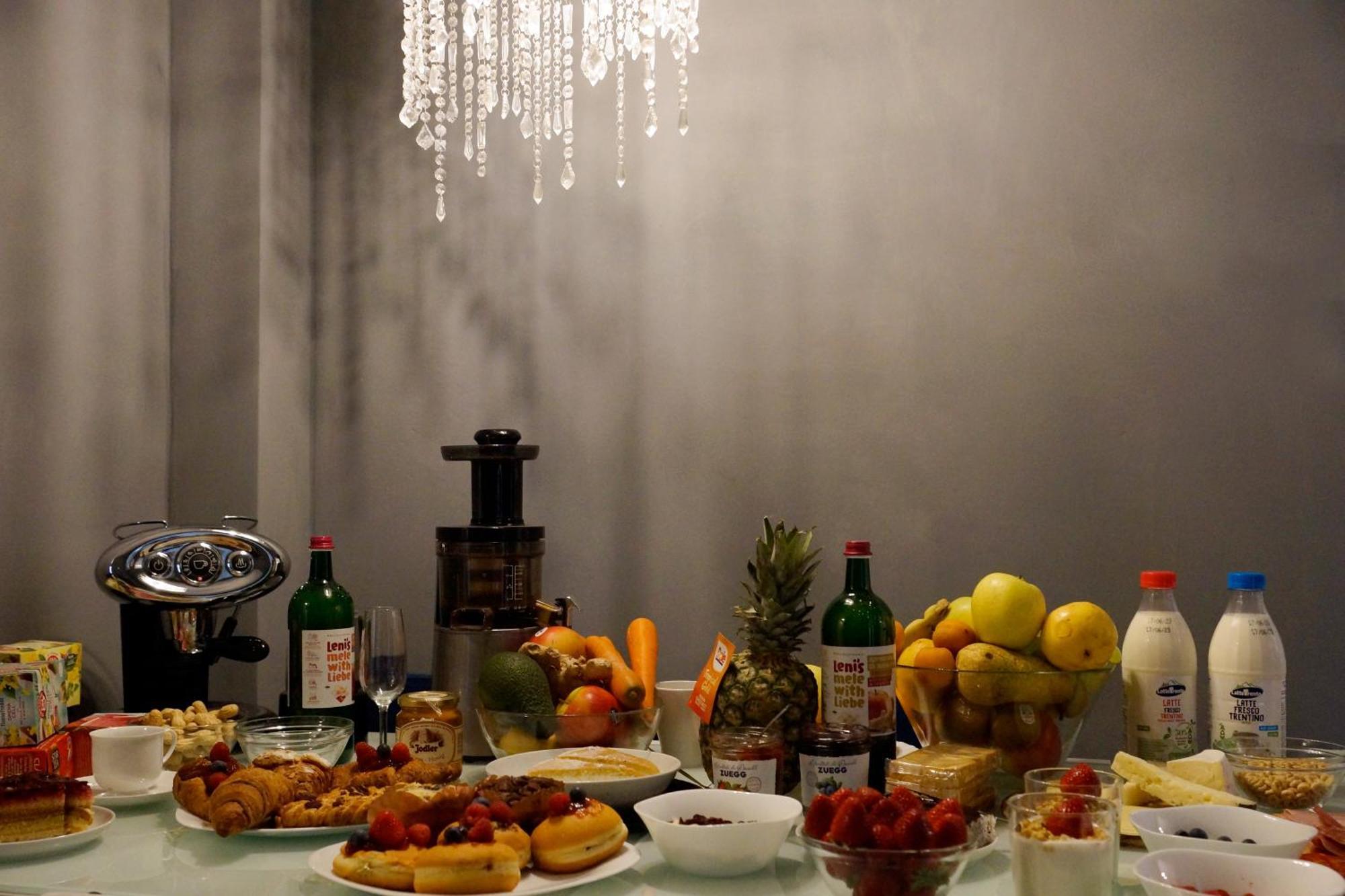 Casa Rosmini Rooms, Dolomia Best Home เตรนโต ภายนอก รูปภาพ