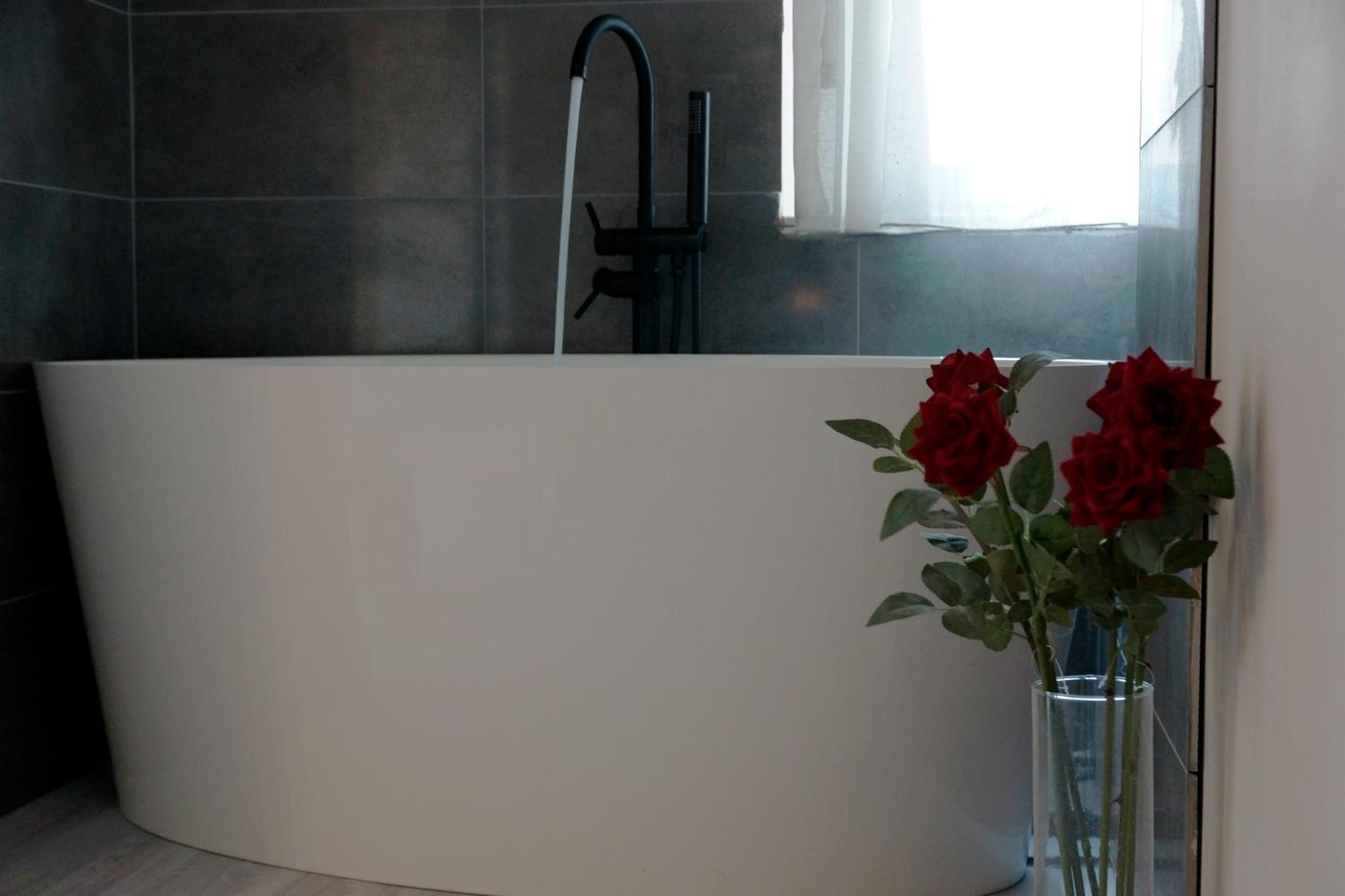 Casa Rosmini Rooms, Dolomia Best Home เตรนโต ภายนอก รูปภาพ